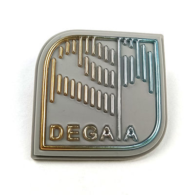 تصميم مشهور بنقل 3D Patches SewAccessories ، شارات مطبوعة من البولي يوريثان الحراري على الملابس